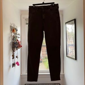 High-waisted Skinny Jeans